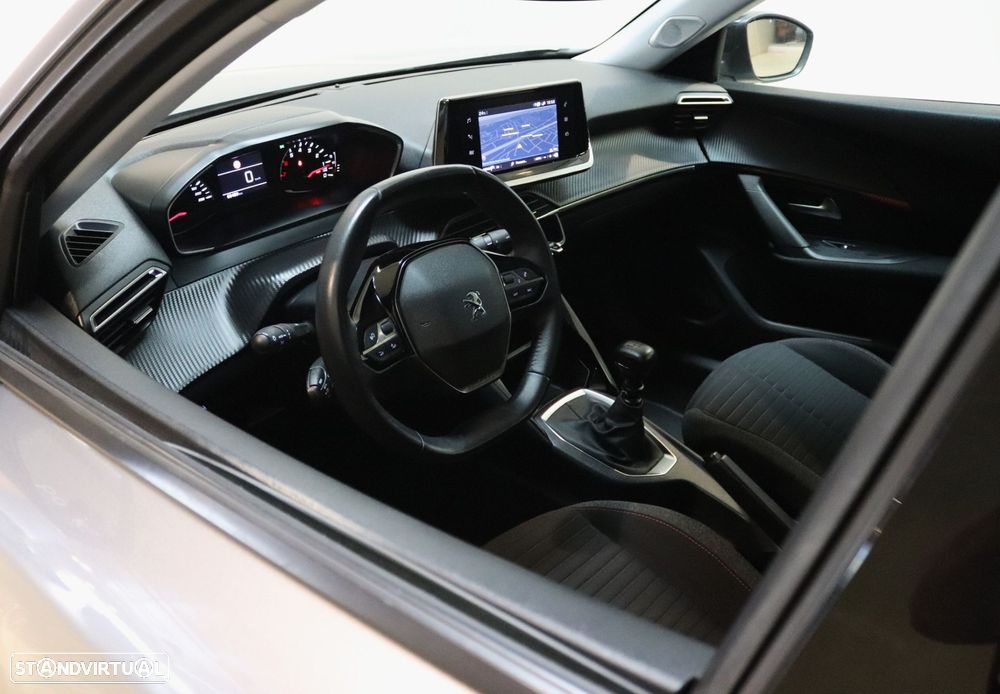 Peugeot 2008 1.2 PureTech Active - 9