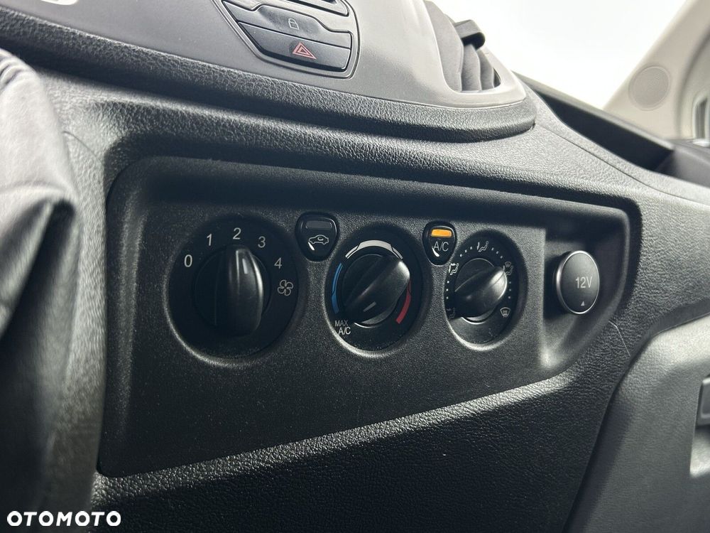 Ford transit - 23