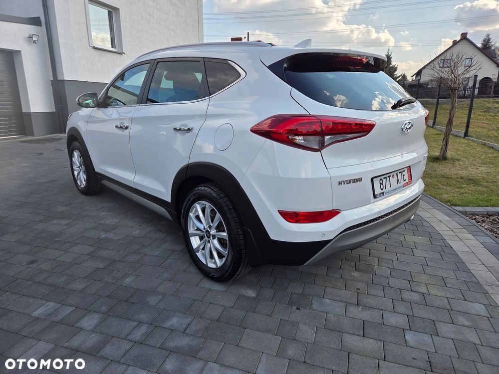 Hyundai Tucson 2.0 CRDI 4WD Automatik Premium - 7
