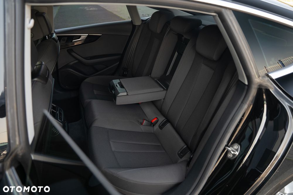 Audi A5 ver-sportback-40-tfsi-s-tronic-sport - 35