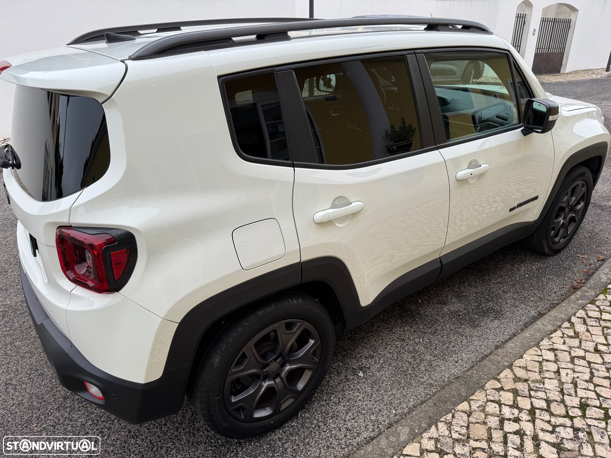 Jeep Renegade 1.0 T Sport - 29
