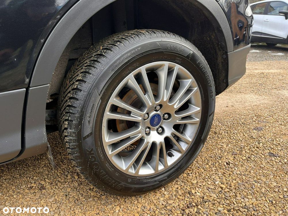 Ford Kuga 1.6 EcoBoost 2x4 Titanium - 12