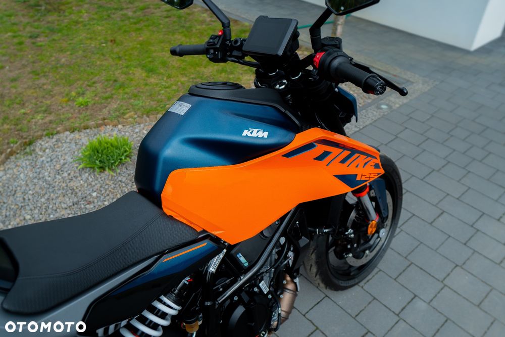KTM Duke - 18
