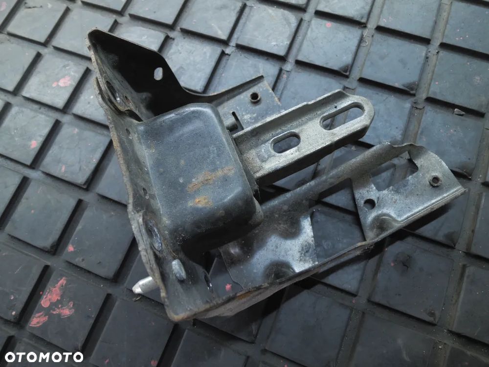 ŁAPA SKRZYNI BIEGÓW CITROEN C4 CACTUS 1.6 eHDI 9801521580 - 1