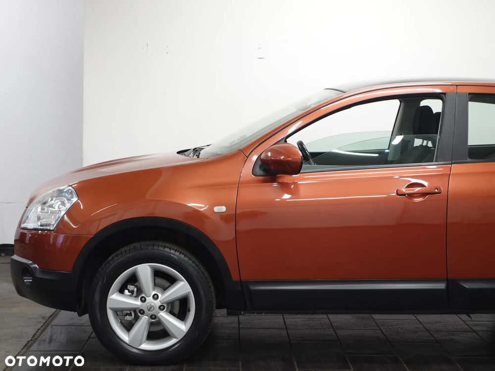 Nissan Qashqai 2.0 4 x 4 tekna - 17