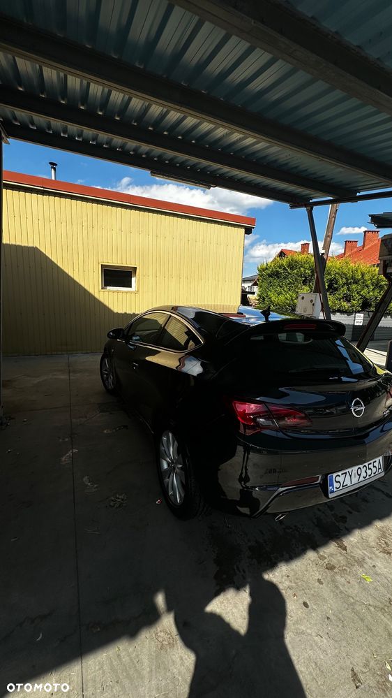 Opel Astra 1.6 T Enjoy - 7