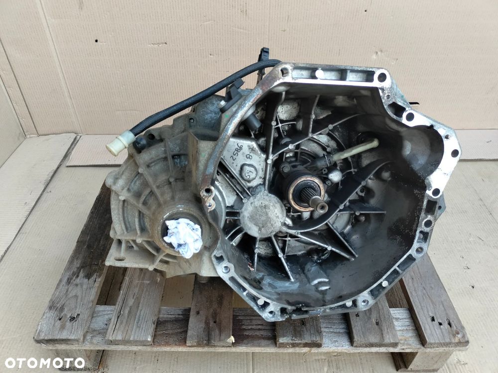 RENAULT SCENIC III 1,6 DCI  SKRZYNIA BIEGÓW ND4012 - 1