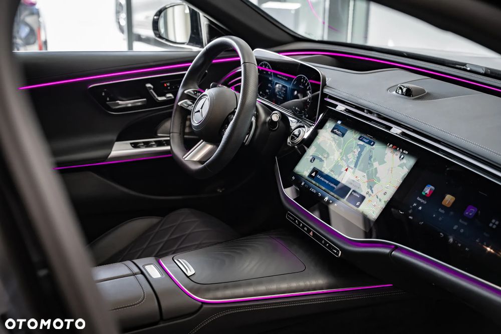 Mercedes-Benz Klasa E 300e 4Matic 9G-TRONIC Edition AMG Line - 36