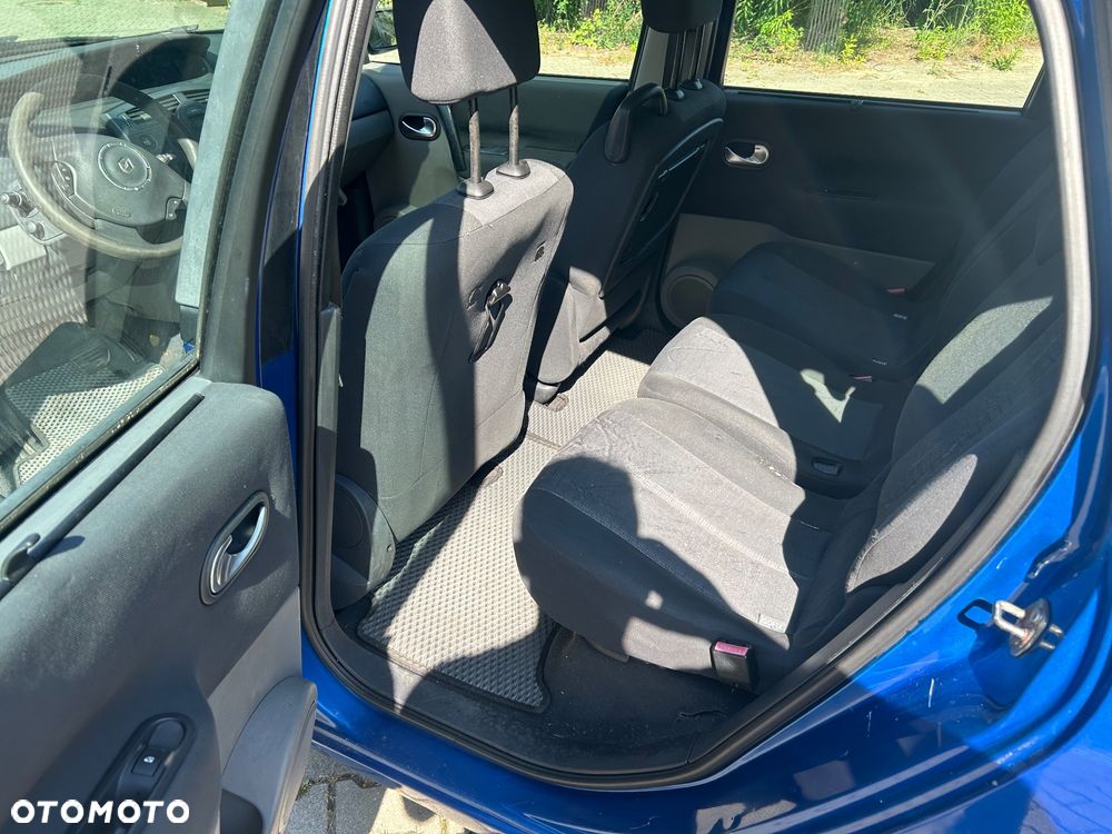 Renault Scenic 2.0 16V Expression - 10