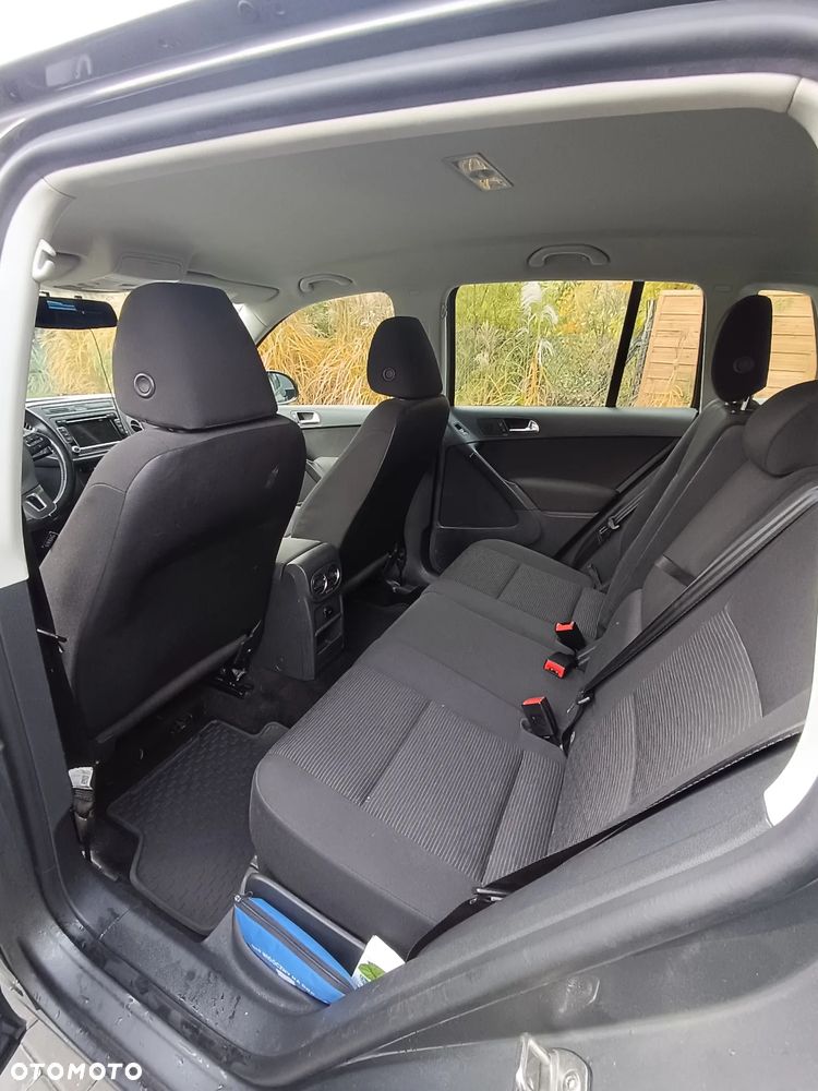 Volkswagen Tiguan - 8