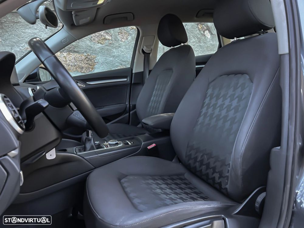 Audi A3 Sportback 1.6 TDI Attraction - 13