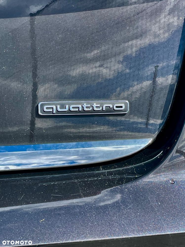 Audi A6 Avant 3.0 TDI Quattro S tronic - 32