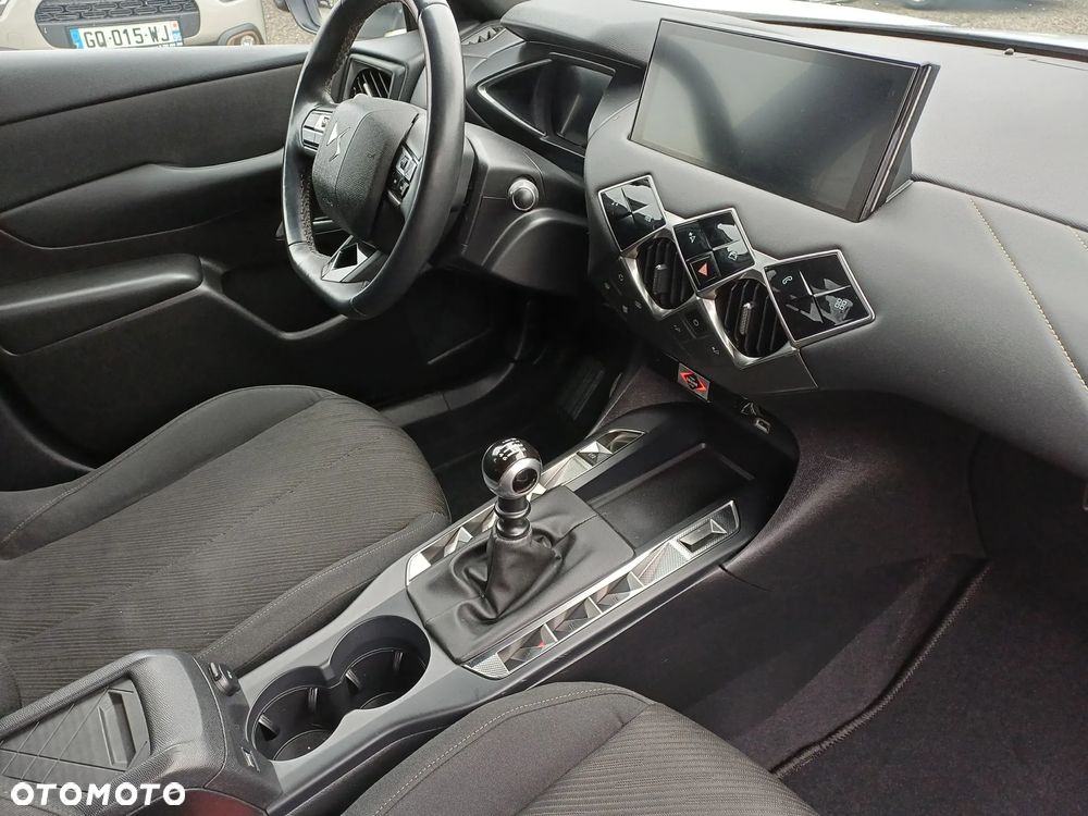 DS Automobiles DS 3 Crossback 1.2 PureTech Bastille - 11