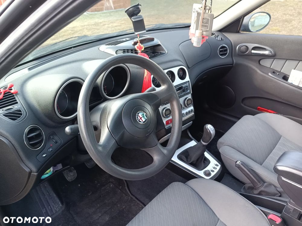 Alfa Romeo 156 1.6 TS Impression - 5