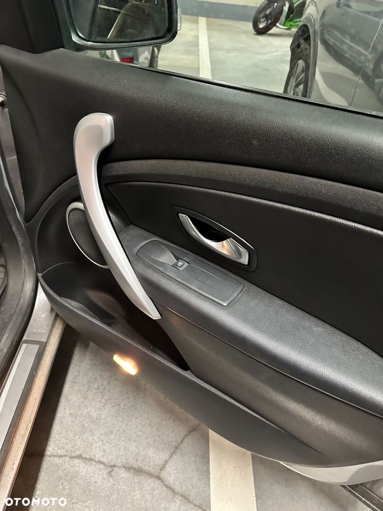 Renault Fluence - 28