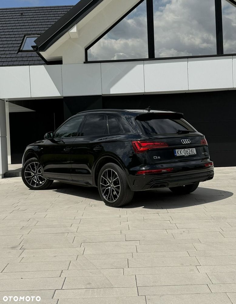 Audi Q5 55 TFSIe quattro S tronic S line - 4