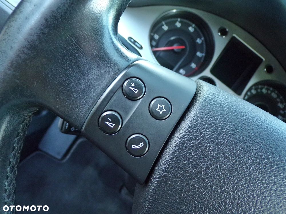 Volkswagen Passat 1.8 TSI Highline - 20