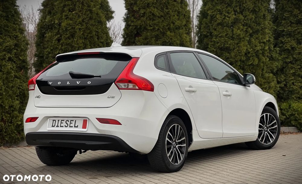 Volvo V40 D2 Momentum - 22