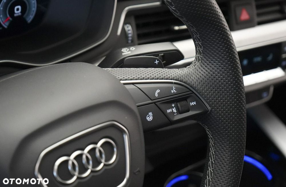 Audi A4 Limousine - 20