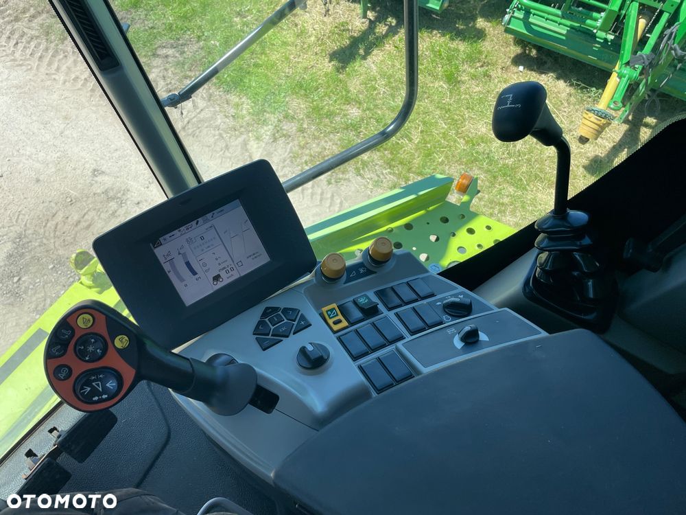 Claas Tucano 450 - 22