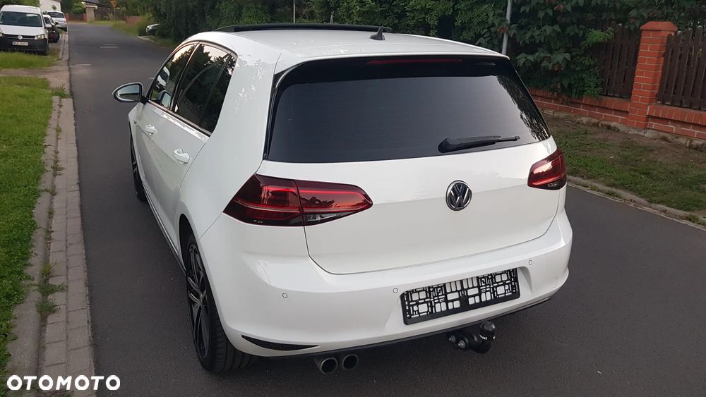 Volkswagen Golf - 13