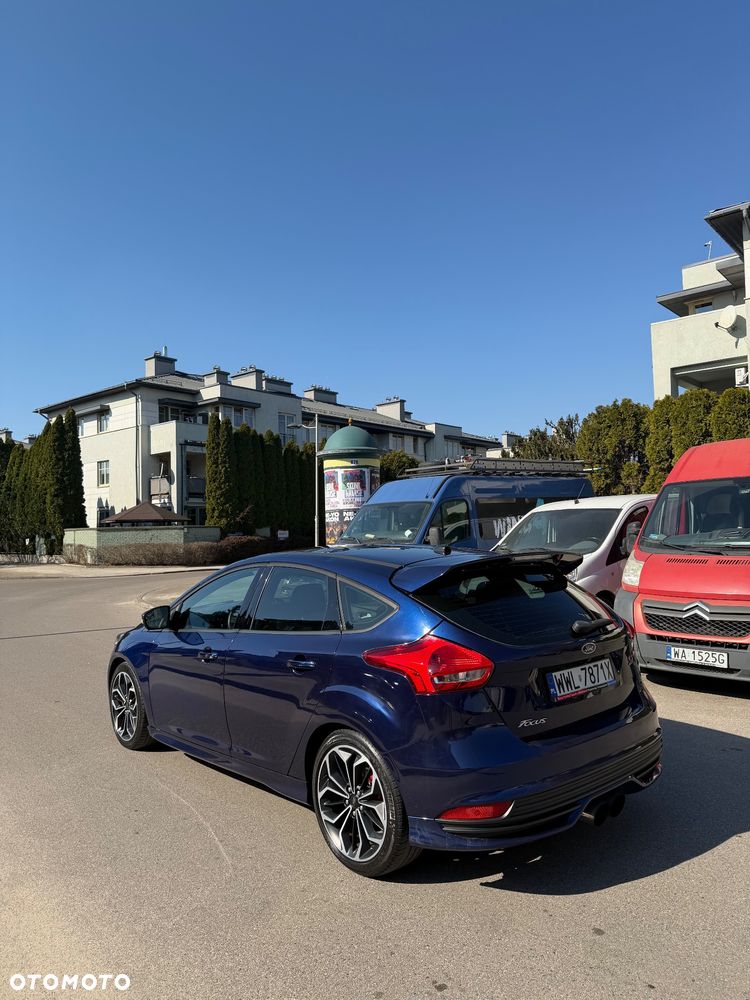 Ford Focus ST - 3