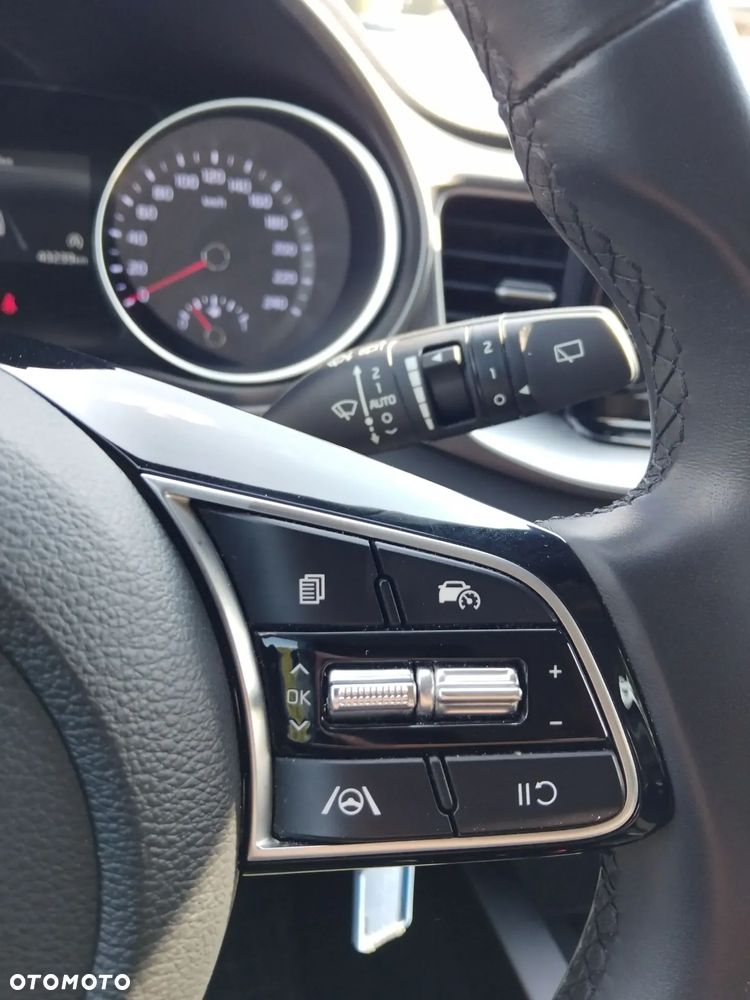 Kia Ceed 1.5 T-GDI M - 17