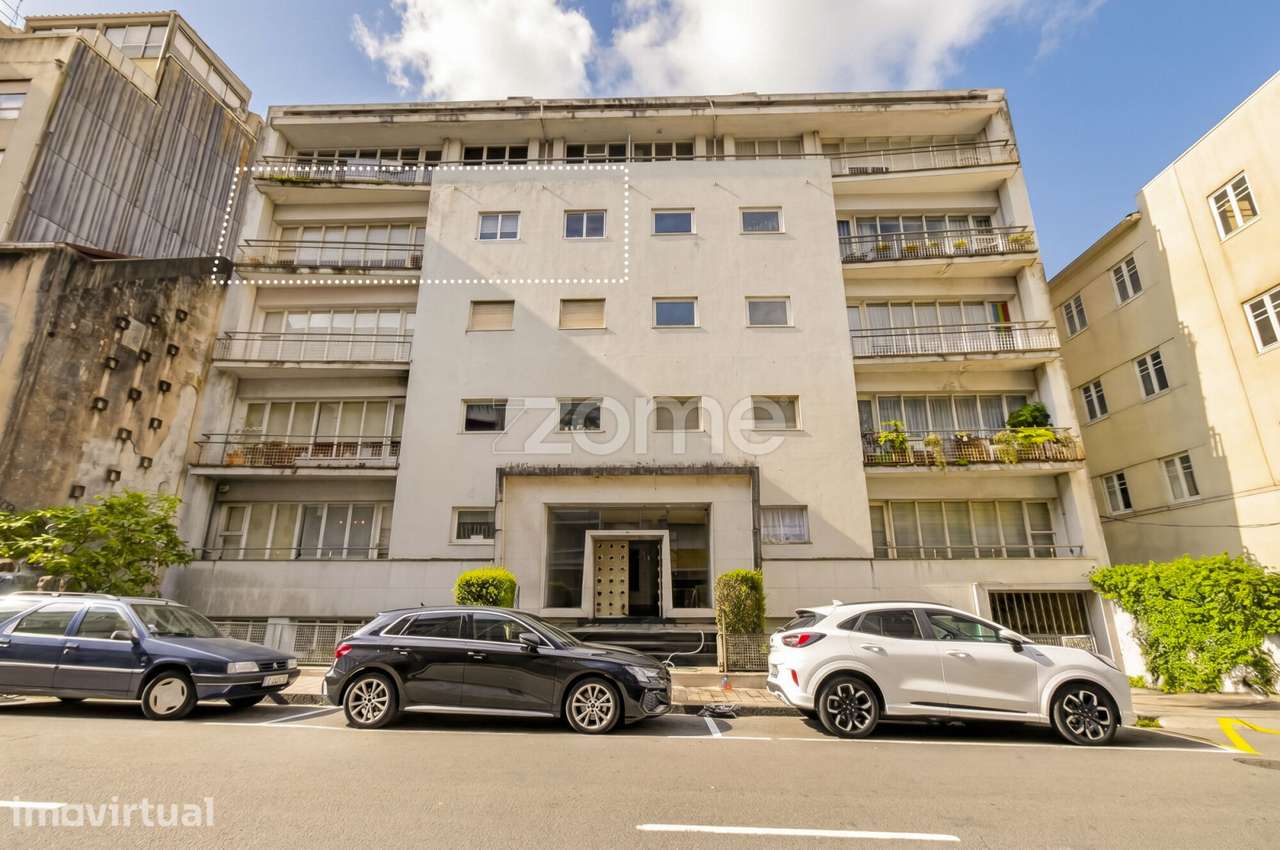 Apartamento T4 no Bloco da Carvalhosa, Rua da Boavista, Porto - Grande imagem: 2/37
