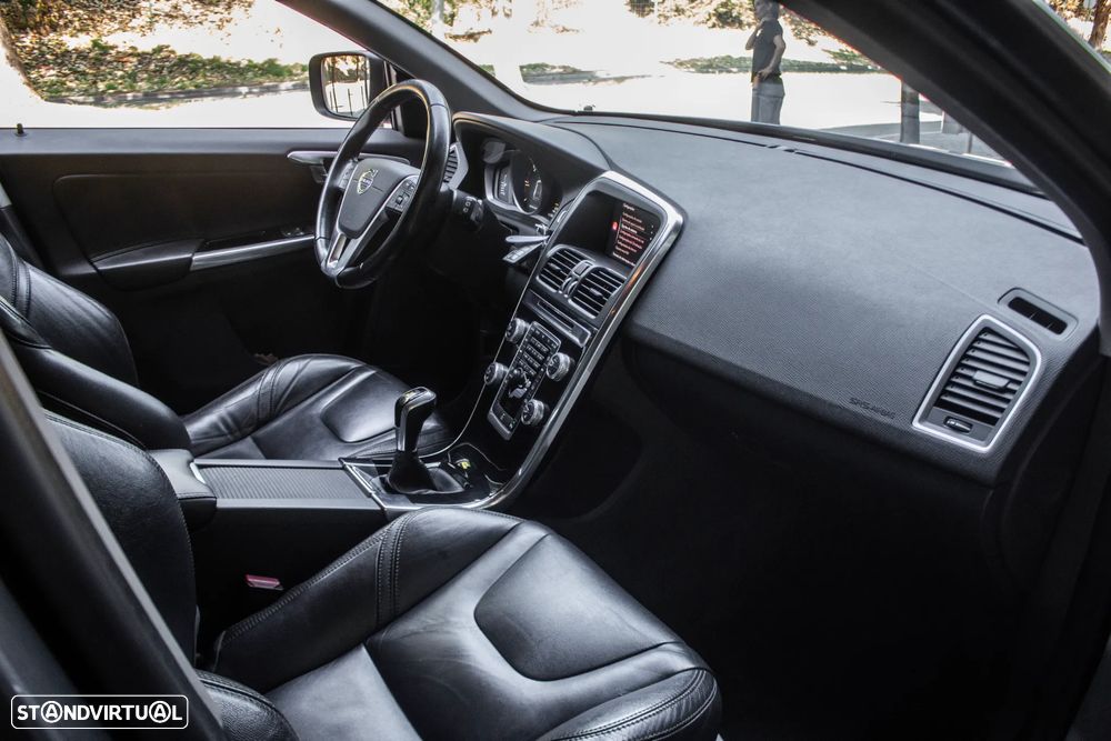 Volvo XC 60 2.0 D3 Dynamic Edition - 21