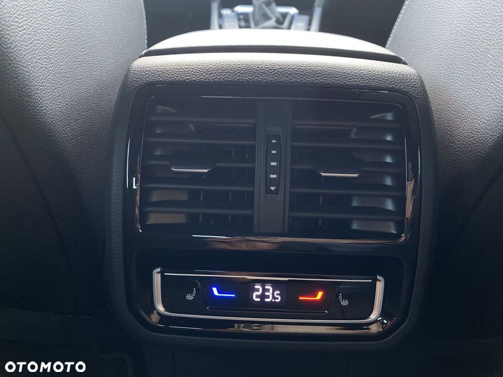 Volkswagen Arteon 2.0 TSI R-Line DSG - 32