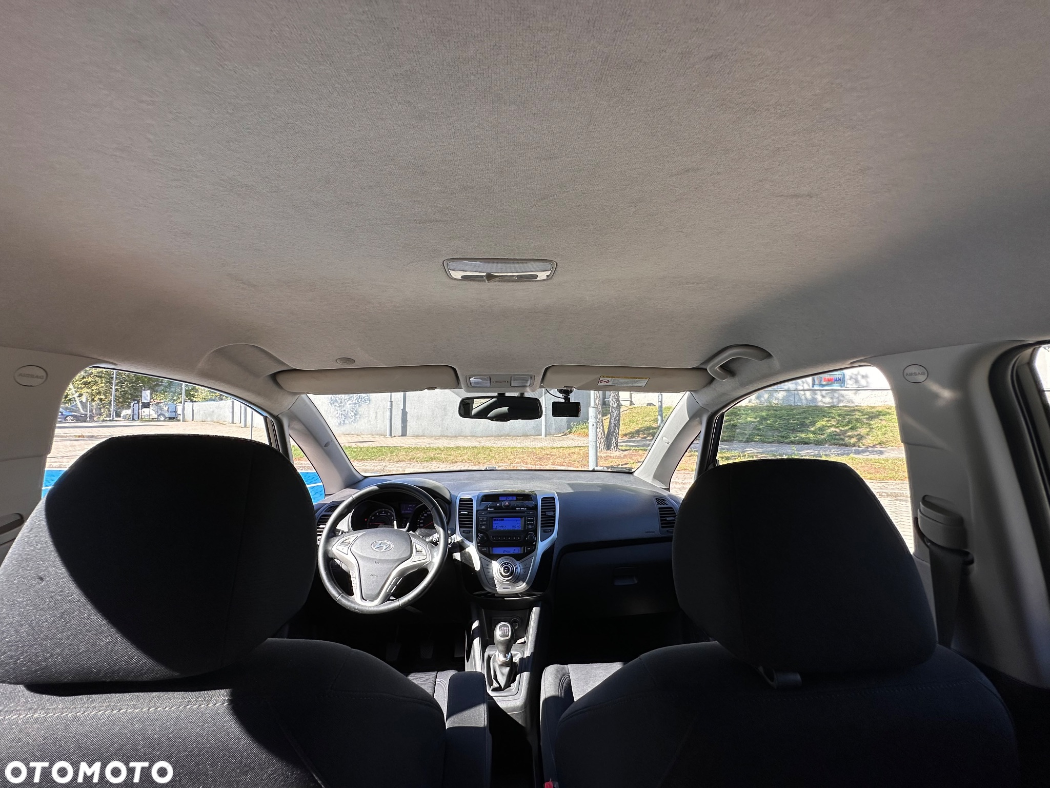 Hyundai ix20 - 23