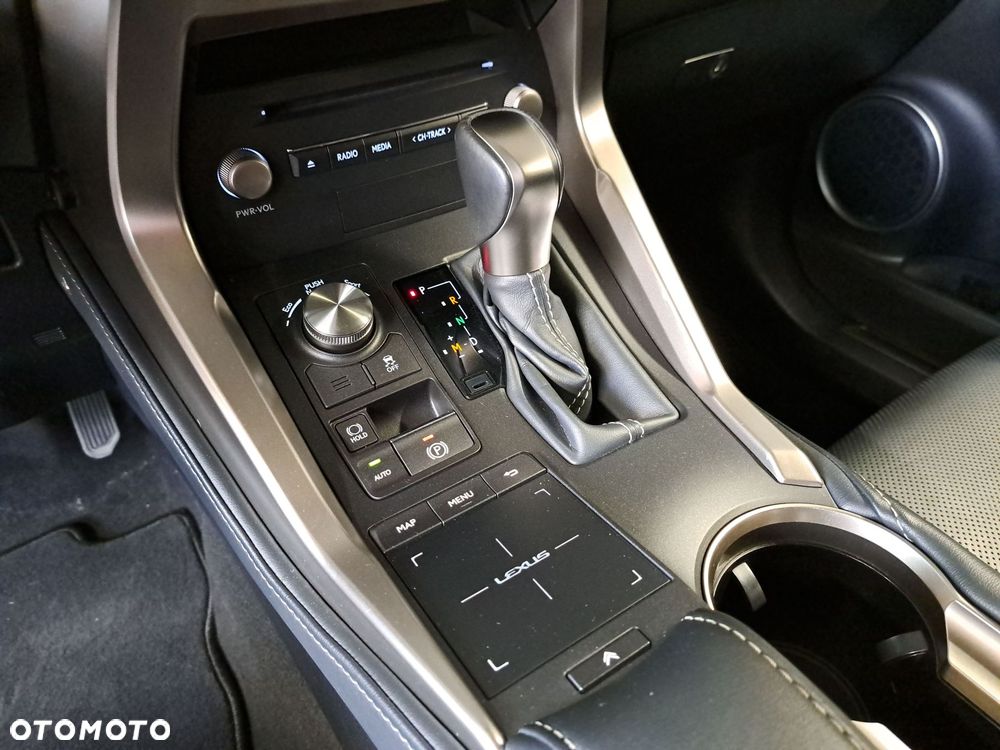 Lexus NX 300 Prestige AWD - 27