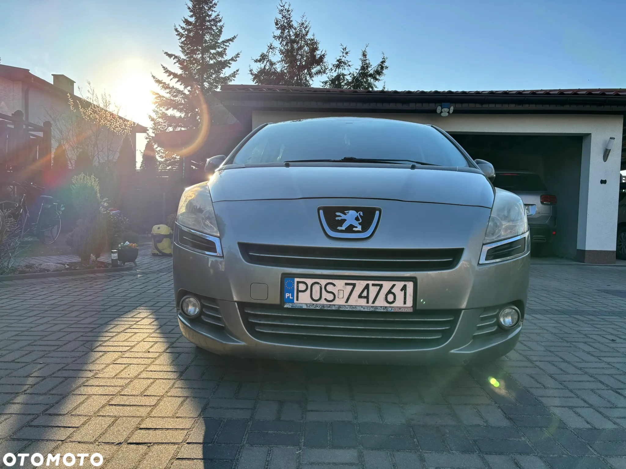 Peugeot 5008 - 2