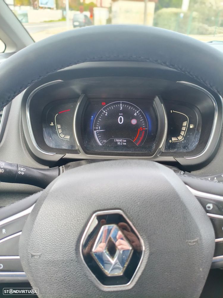 Renault Grand Scénic Energy dCi 110 Start & Stop Dynamique - 17