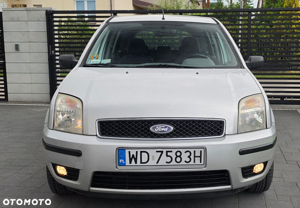 Ford Fusion 1.4 Ambiente - 12