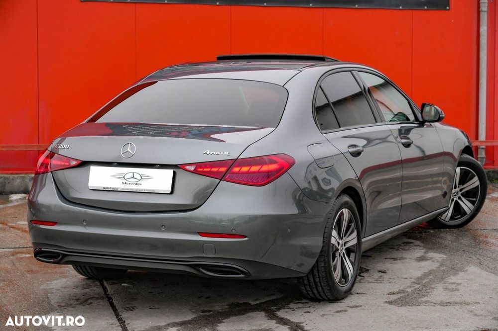 Mercedes-Benz C 200 4Matic T 9G-TRONIC - 4
