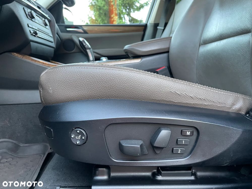BMW X3 xDrive28i Sport-Aut - 29