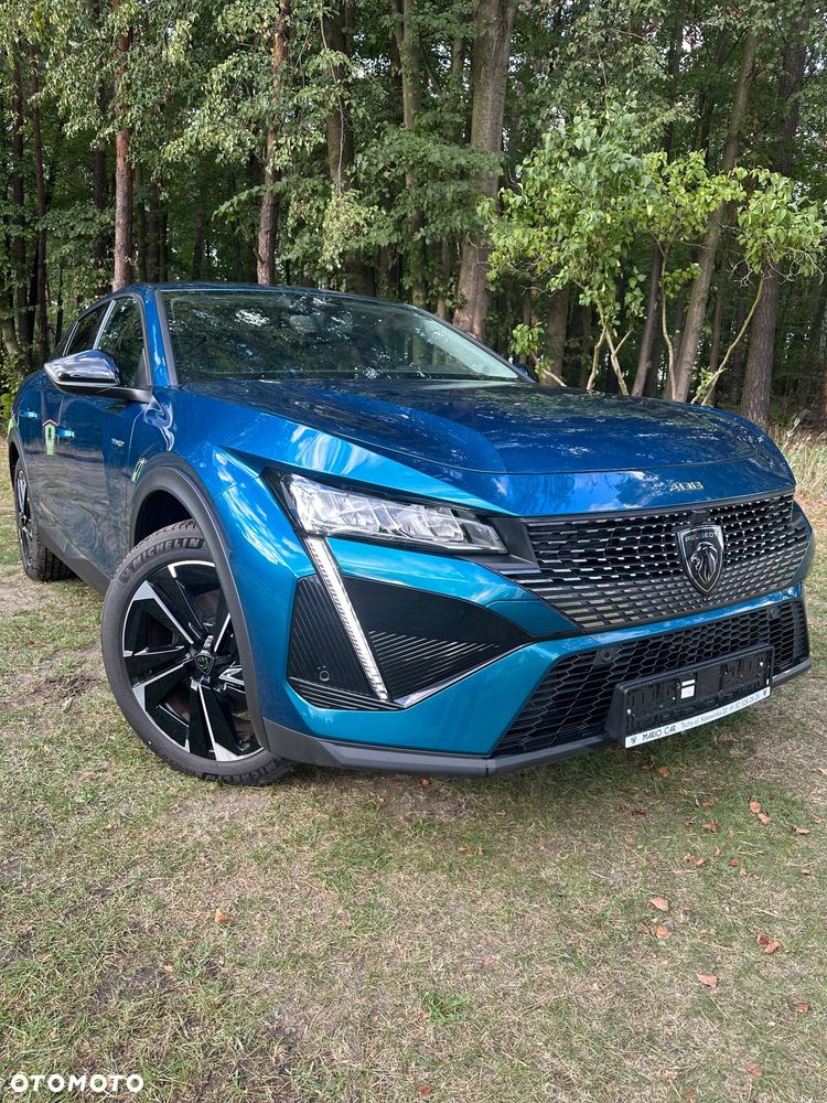 Peugeot 408 - 1