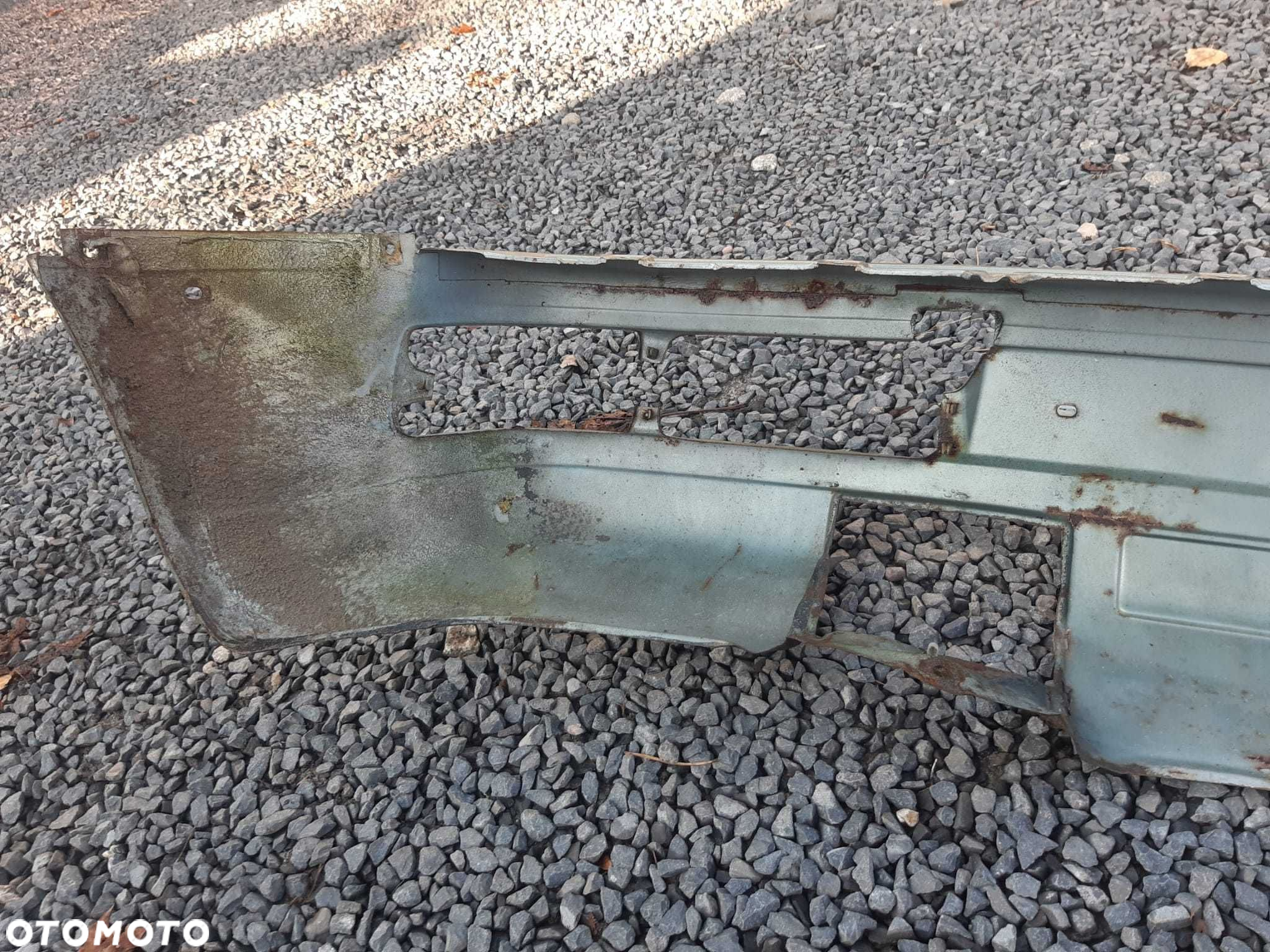 Pas przedni BMW E28 - 2
