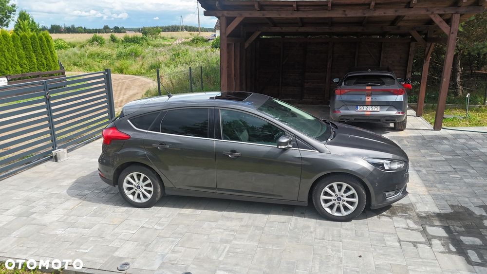 Ford Focus 1.0 EcoBoost Titanium Business - 4