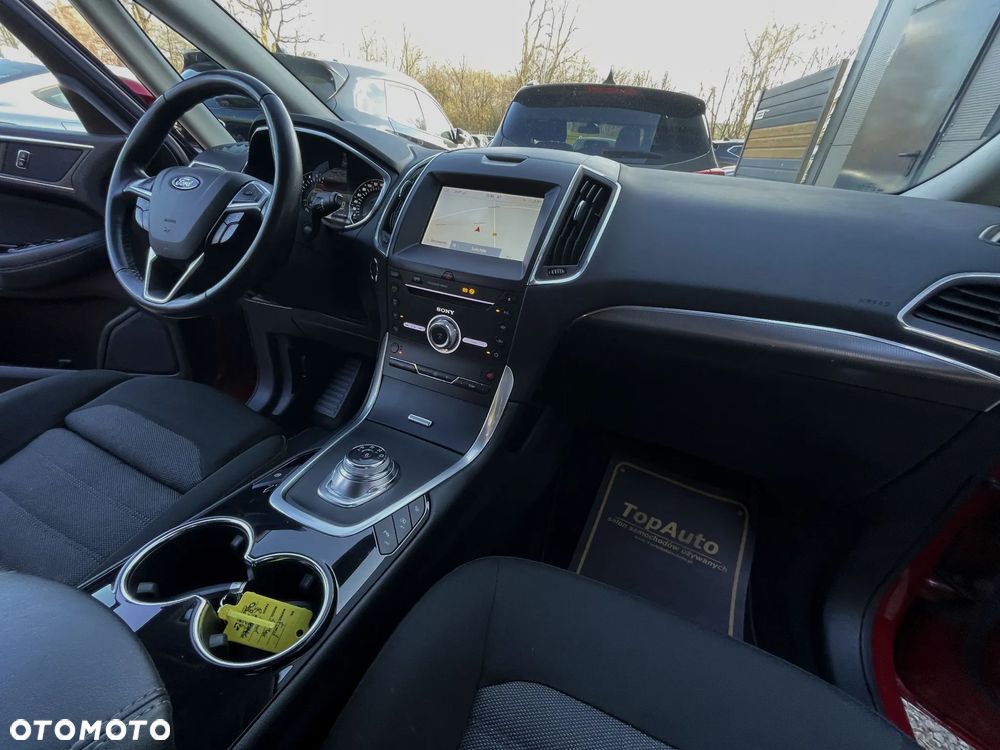 Ford S-Max 2.0 EcoBlue Titanium - 17