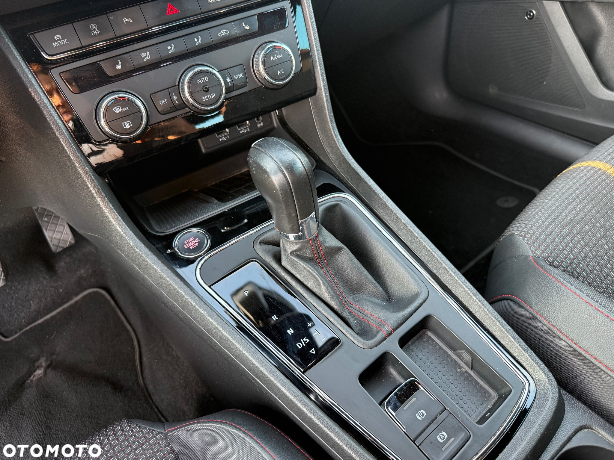 Seat Leon 1.5 EcoTSI Evo FR Black S&S DSG - 24