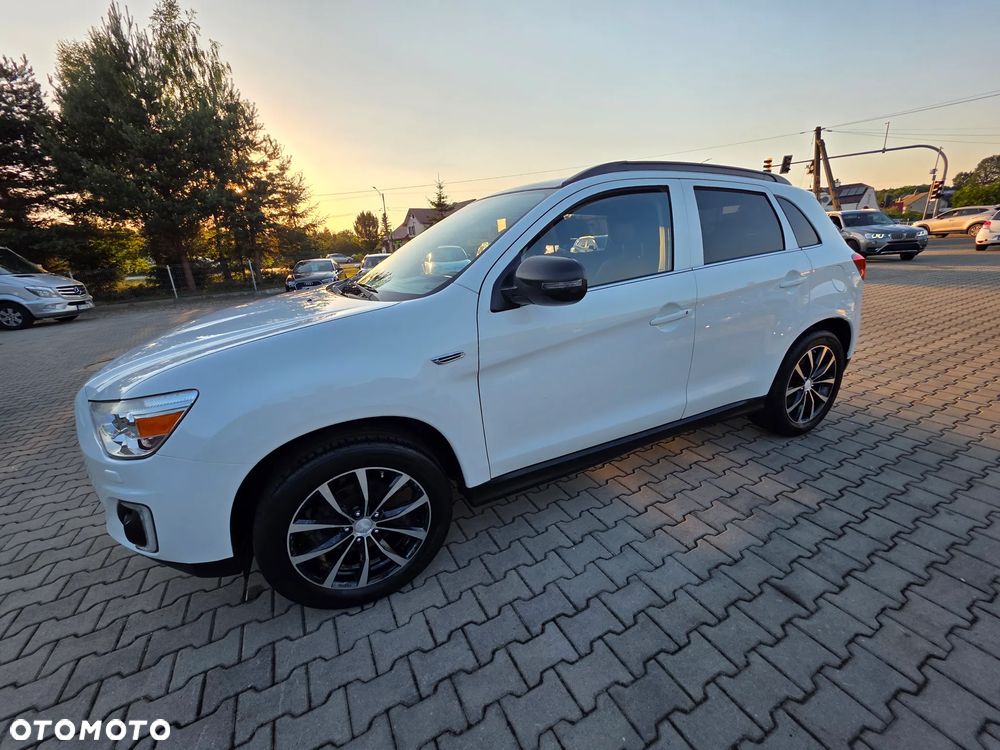 Mitsubishi ASX - 5