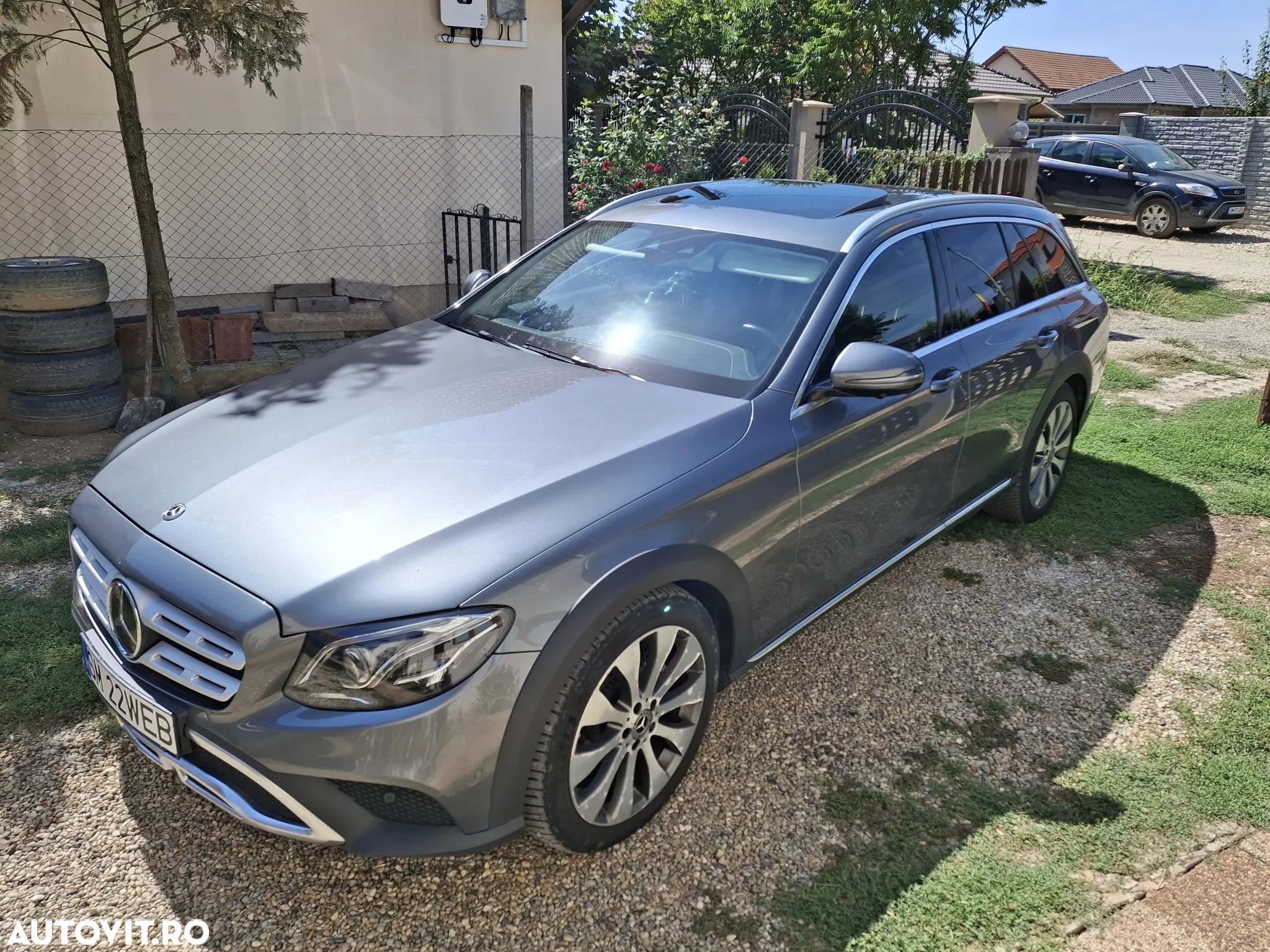 Mercedes-Benz E 220 d All-Terrain 4MATIC Aut. - 1
