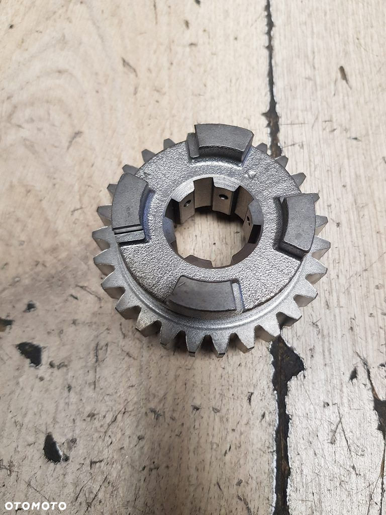 Trybo skrzyni biegów 5 bieg Suzuki GSXR1100 RF900 24351-26D21 - 2