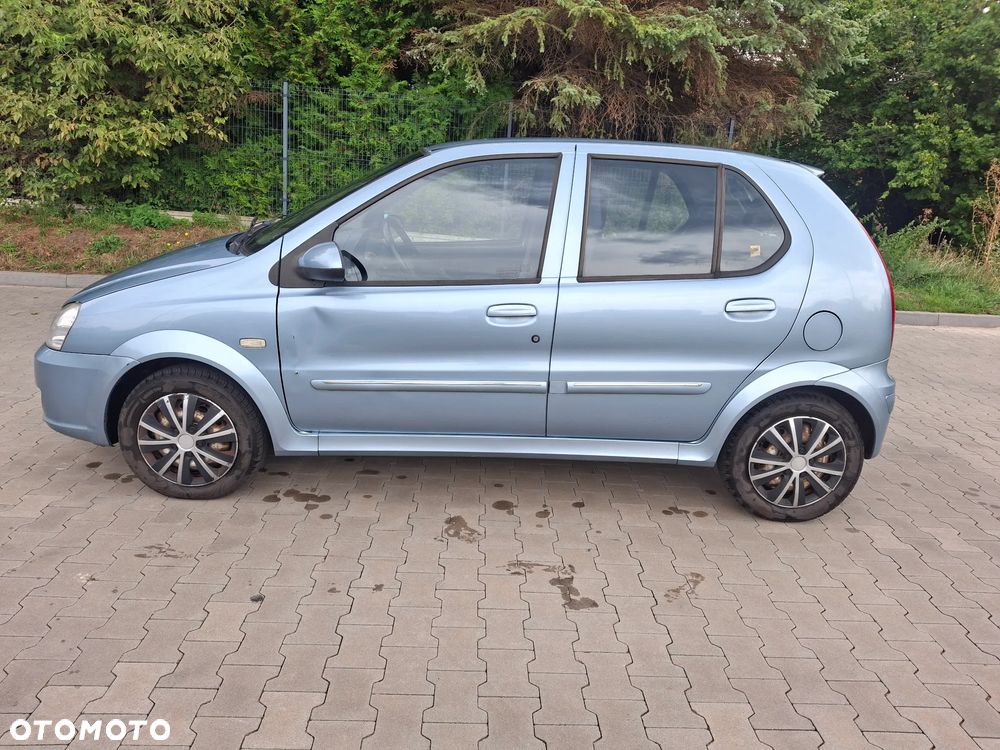 Tata Indica 1.4 GLS - 2