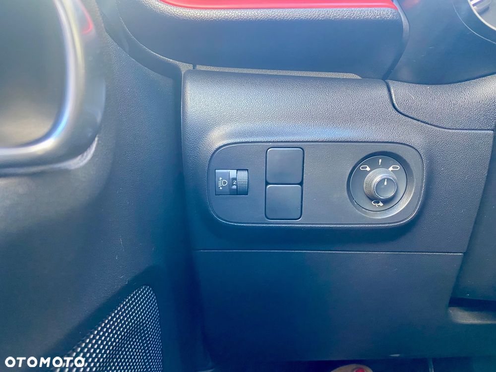 Citroën C3 1.2 PureTech C-Series - 24