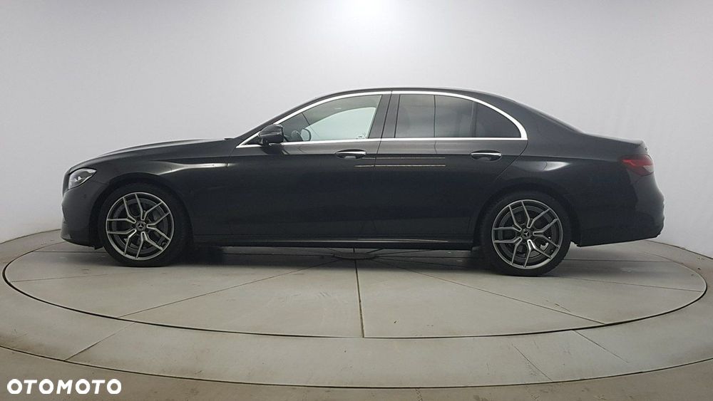 Mercedes-Benz Klasa E - 8