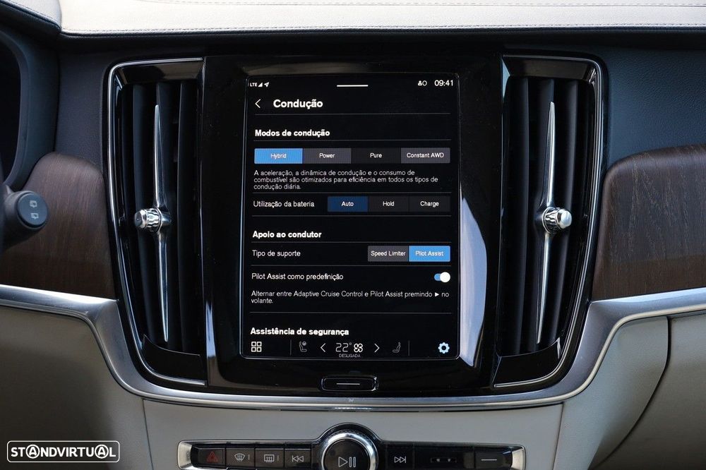 Volvo V90 2.0 T6 PHEV Inscription AWD - 29