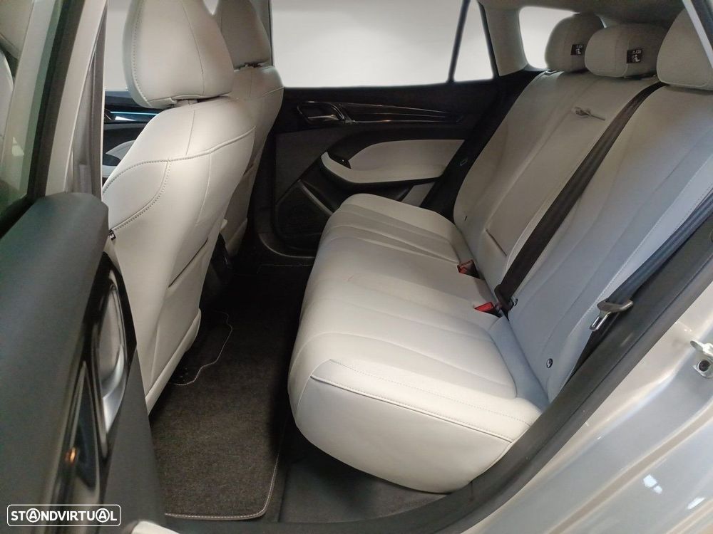 MG MG5 5 Standard Luxury - 11